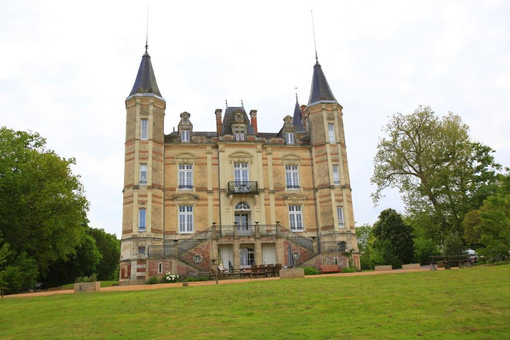 Bed and Breakfast Chateau De L'Oiseliniere Gorges  Zewnętrze zdjęcie